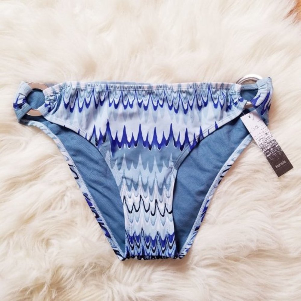 NWT Blue Wavey Stripe Bikini Bottoms w Metal Rings